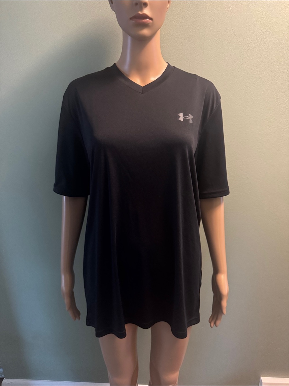 Under Armour Black V-Neck Short Sleeve Performance Tee